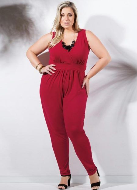 macacao vermelho plus size