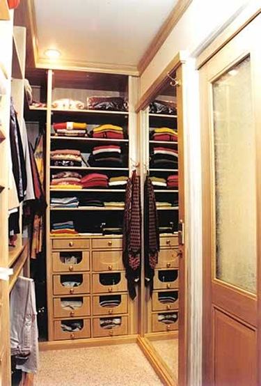 closets para guardar calcados e roupas para casal