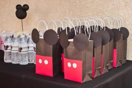 enfeites do Mickey para aniversário lembrancinhas criativas