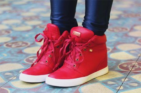 tenis bota feminino vermelho