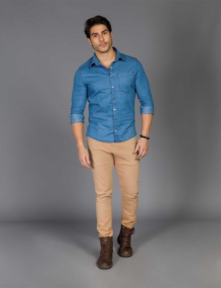 camisa jeans calça marrom