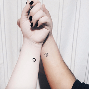tatuagem amigas no pulso 2